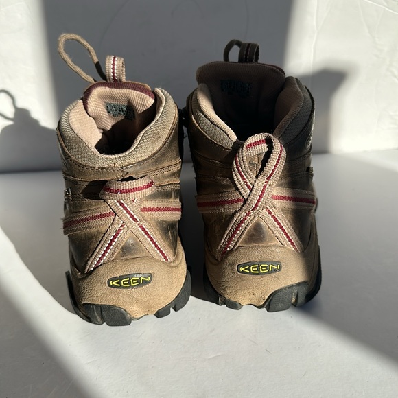 Keen Targhee II Mid Hiking Boots In Brown-burgundy-Sz 9 - Picture 3 of 15